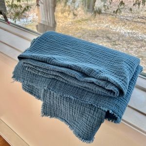 60” X 67” Cotton Muslin Throw with Crinkle Effect From LinenWay